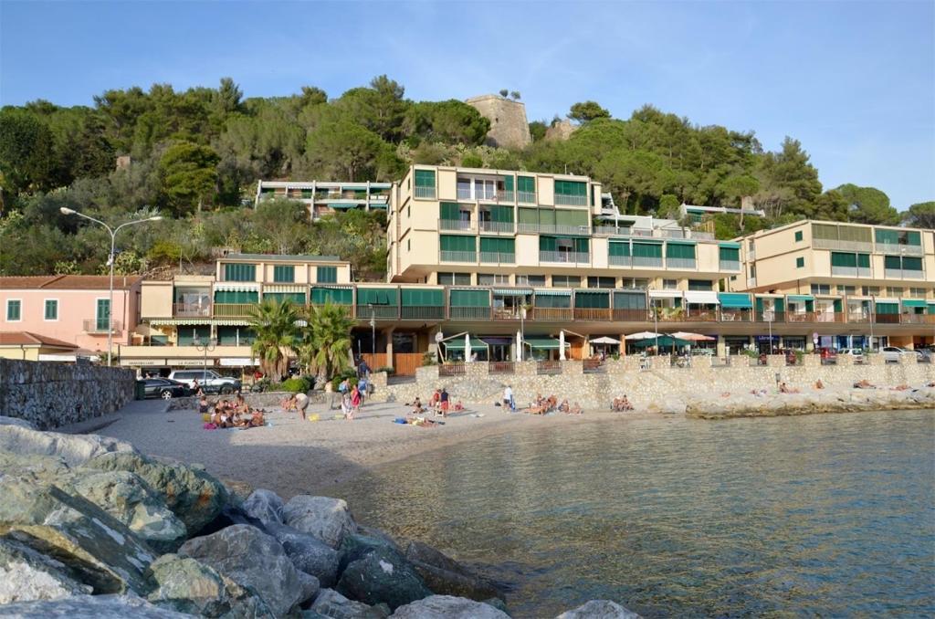 Appartamenti Marilise Porto Azzurro Extérieur photo